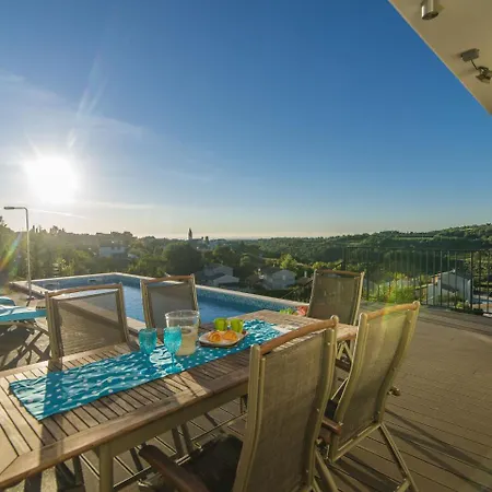 Contemporary With Swimming Pool In *