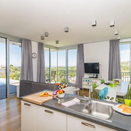 Contemporary With Swimming Pool In *