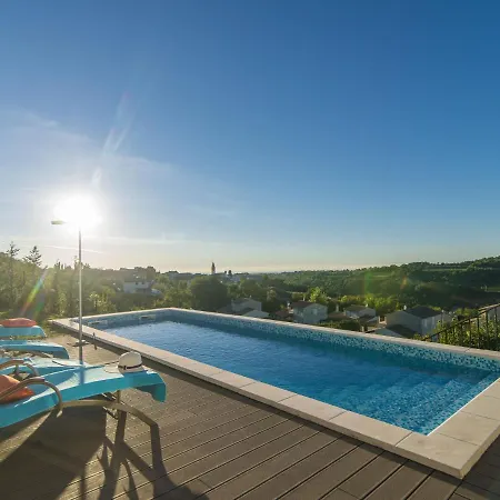 Contemporary With Swimming Pool In Vila *